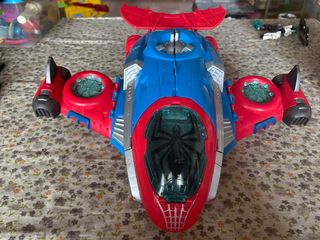 Nave Spiderman Jetquarters