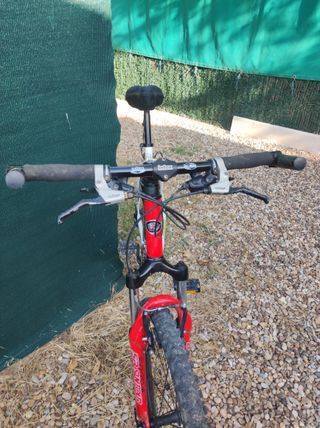 Bicicleta montaña 8v - Inox bh ruedas Michelin 26"