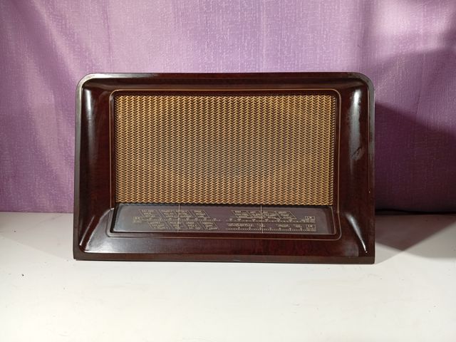 Radio antigua válvulas