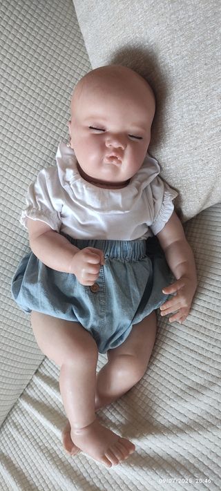 Muñeca reborn bebé