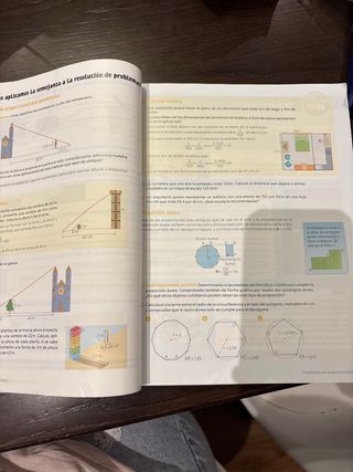 Matemáticas. 3 Secundaria. Revuela