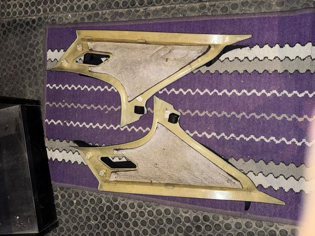 Molduras luces traseras BMW 46 Berlina