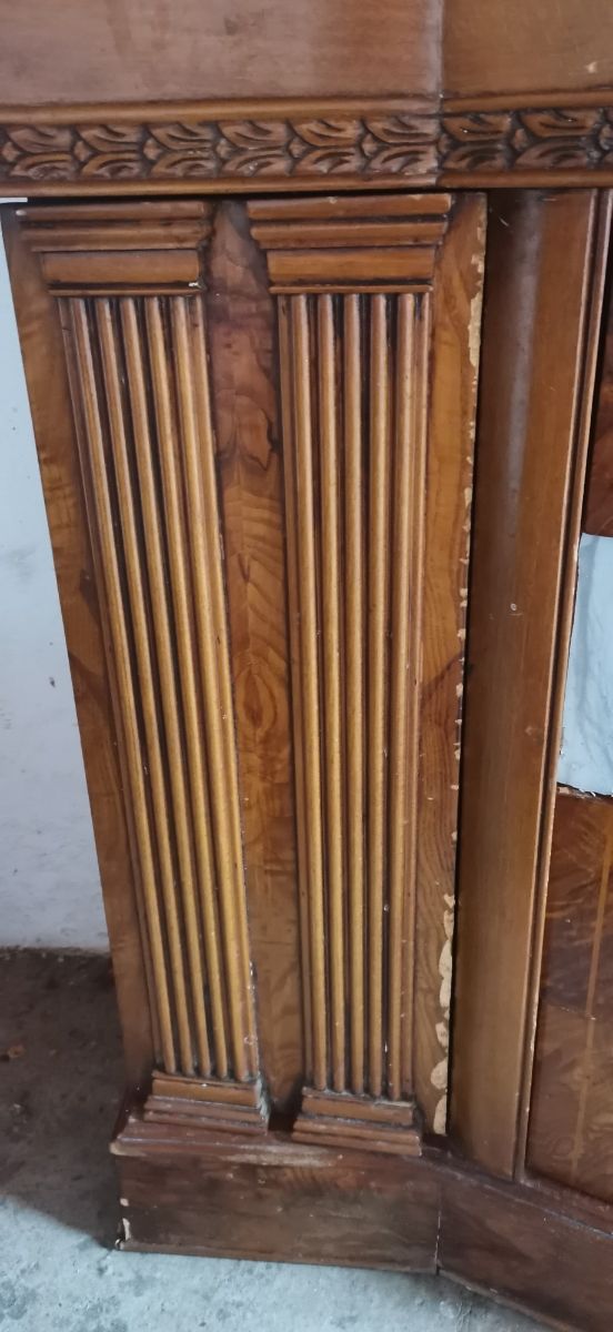 Mueble madera antiguo