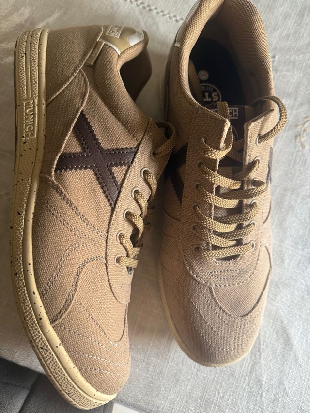Zapatillas munich beige
