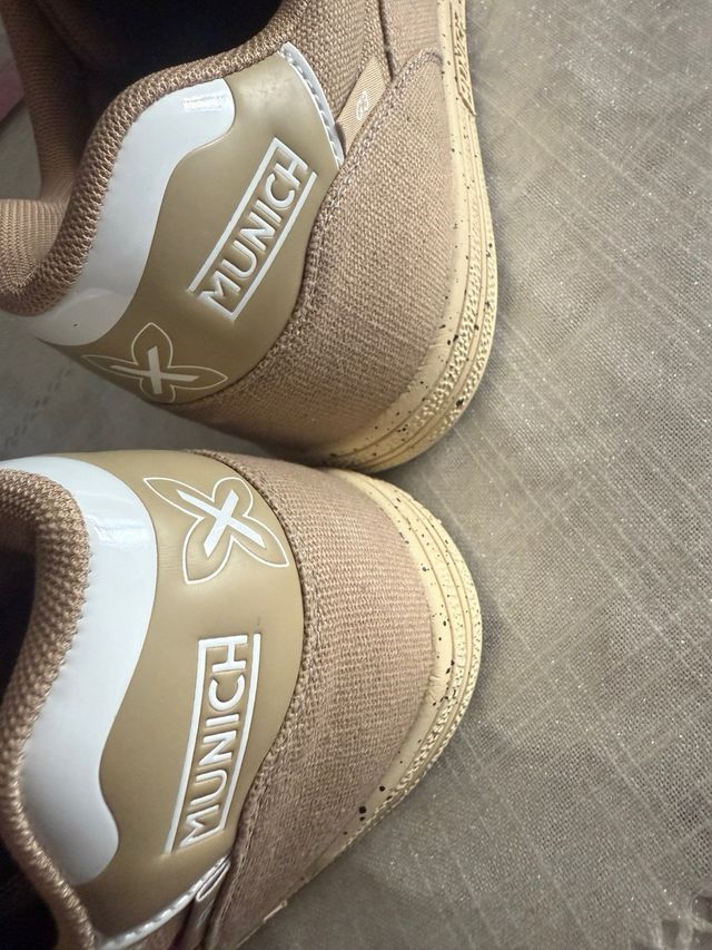 Zapatillas munich beige