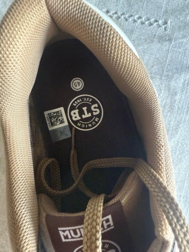 Zapatillas munich beige