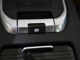 Land-Rover Discovery Sport 2.0L TD4 132kW (180CV) 4x4 HSE Luxury