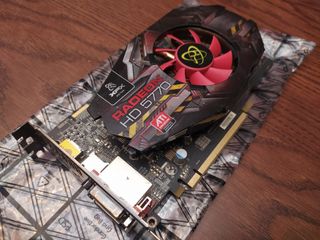 Tarjeta gráfica XFX Radeon HD 5770