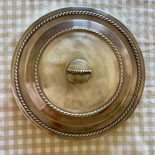 Fuente alpaca antigua