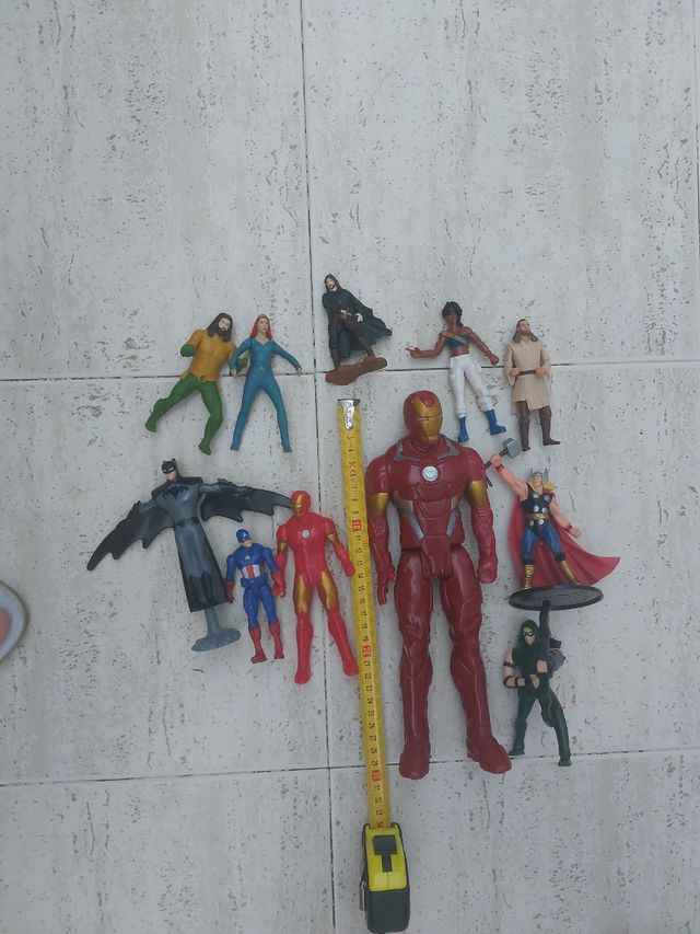 Lote de Figuras Superhéroes