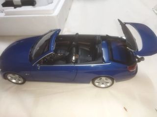 KYOSHO 1:18  335i Convertible ブルー BMW 335i E93 Cabrio Kyosho 08737BL de segunda mano por 230 EUR en