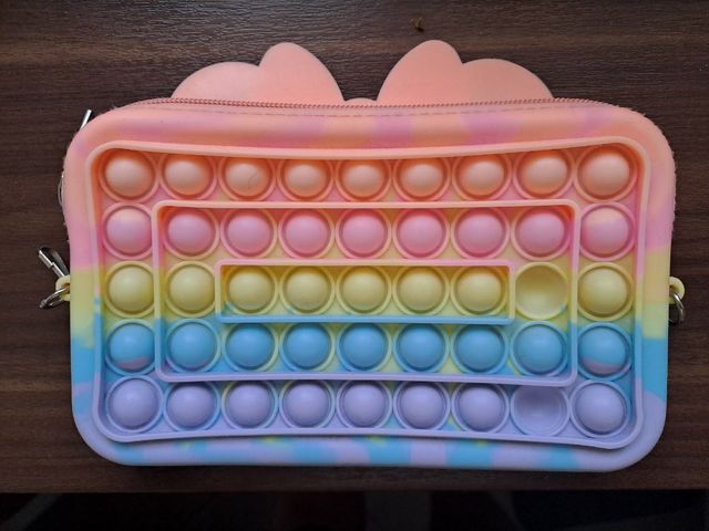 Popits arcoiris: 6 juguetes sensoriales + regalo