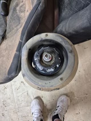 Amortiguadores delanteros Mercedes C W203