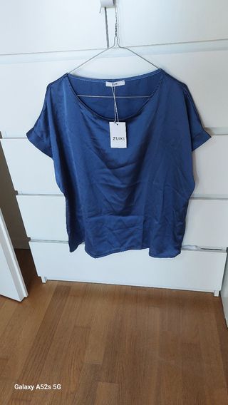 Camicette ZUIKI blu e nera