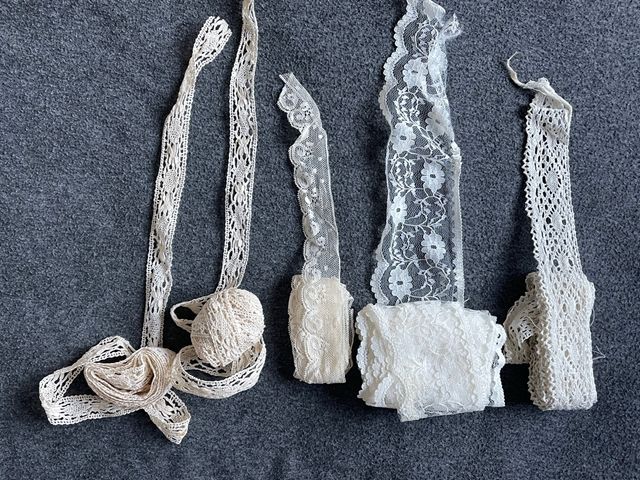 Encajes antiguos - 5 piezas