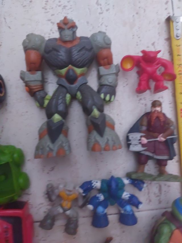 Lote juguetes: monstruos & coches