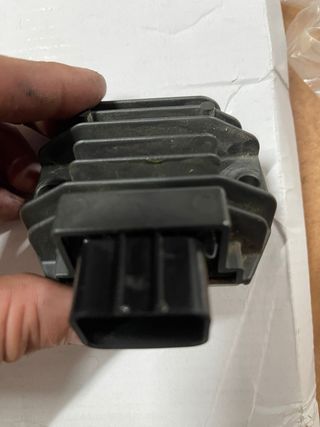 Regulador corriente KTM 890