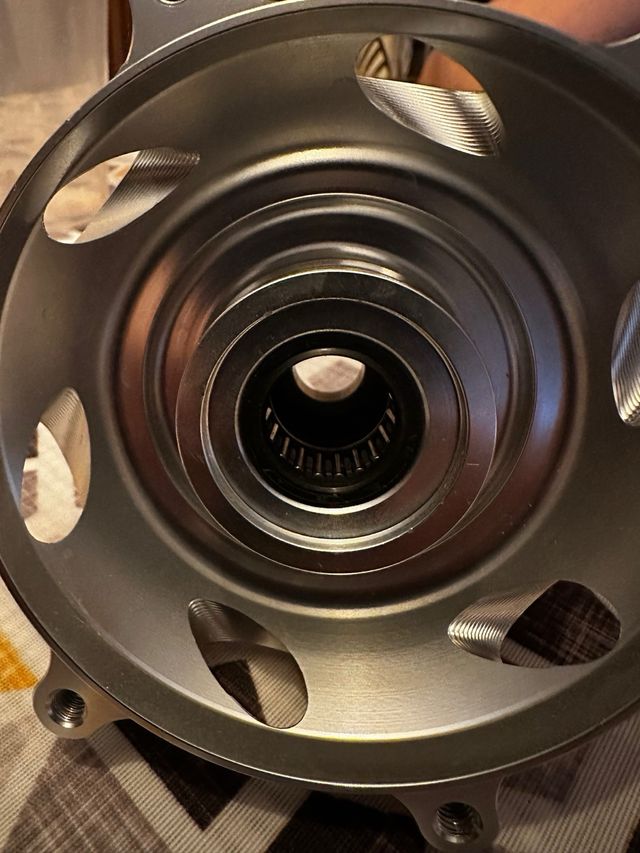 Buje Delantero Vespa Primavera/Sprint/GTS