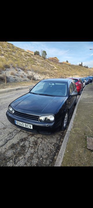 Volkswagen Golf 2000