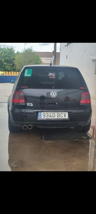 Volkswagen Golf 2000