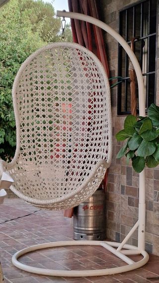 Sillón colgante blanco. Con Acolchado. Muy elegant