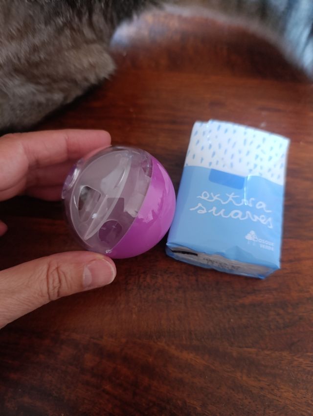 Bola golosinas gato - Juguete