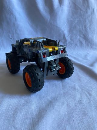 Monster Truck LEGO Technic