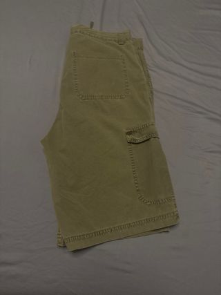 Pantaloni corti kaki uomo