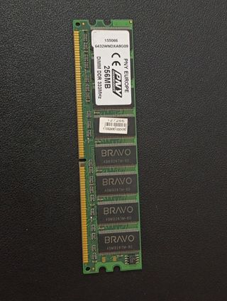 2 memorias RAM PNY Kingston 256MB DDR 333MHz