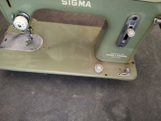 Máquina de coser Sigma Antigua