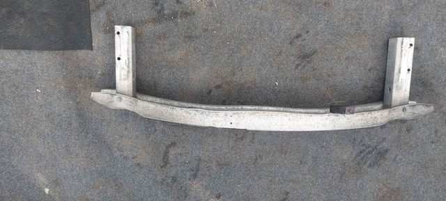 Refuerzo defensa trasera Audi A4 Avant B6