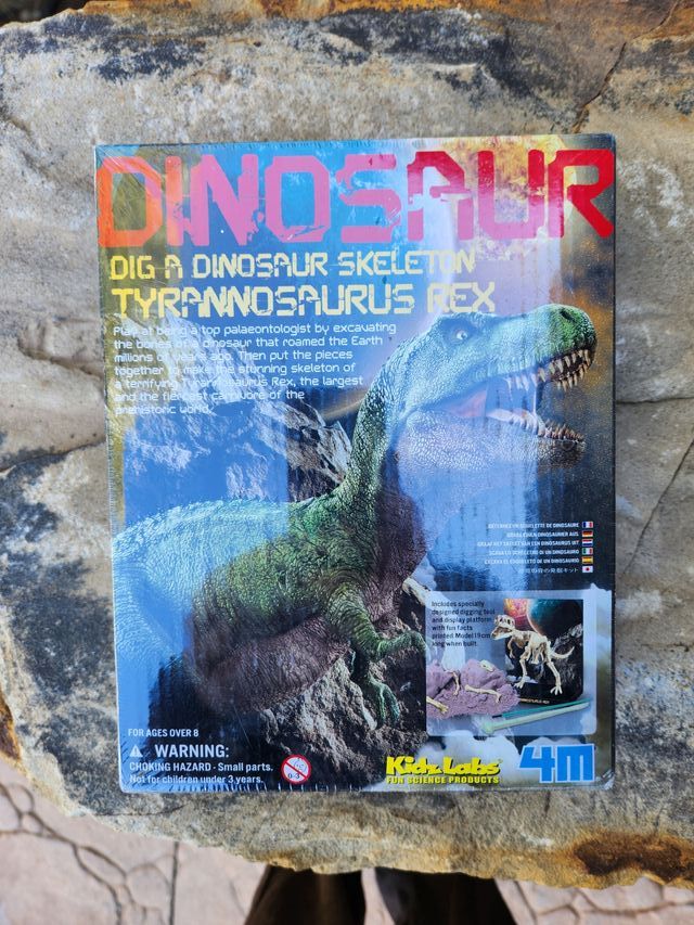 Juego Tiranosaurus Rex nuevo a estrenar