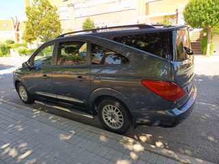 SsangYong Rodius 2009