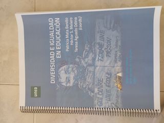 Libros Educación Social impresos UNED 