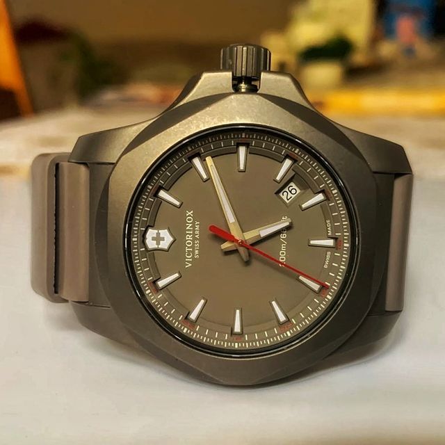 Reloj Victorinox Inox Professional Titanium