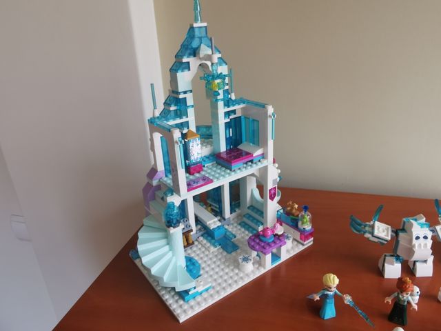 Lego 43172 Elsa's Magical Ice Palace