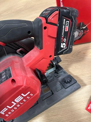 Sierra circular para carril guia Milwaukee M18