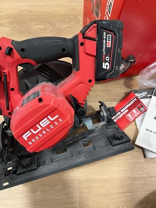 Sierra circular para carril guia Milwaukee M18