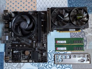 Combo CPU RAM PLACA BASE y GRÁFICA 