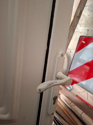 Puerta entrada blanca - PVC