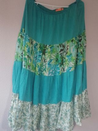Falda larga turquesa estampada
