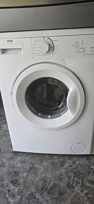 Lavadora SVAN 5kg 1000rpm A++