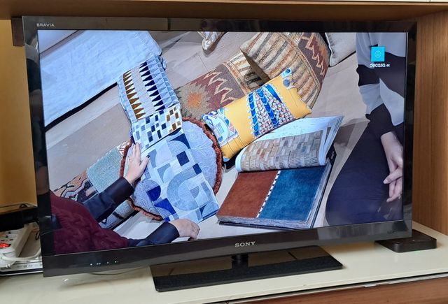 TV Sony Bravia KDL-40EX720