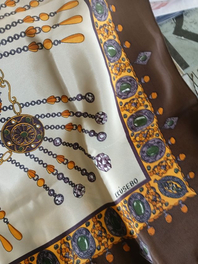 Foulard seta beige e marrone