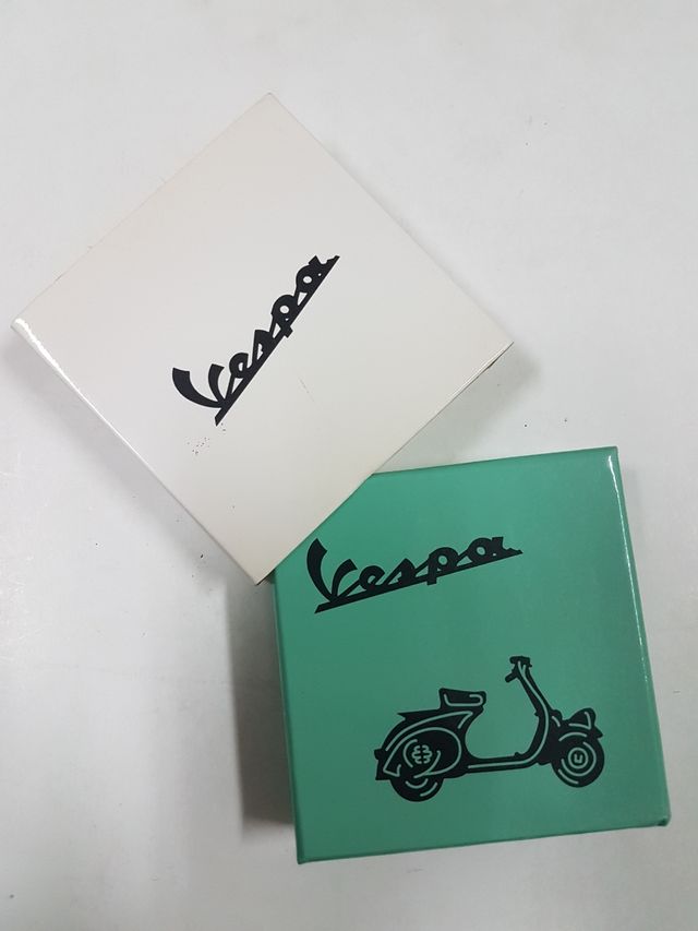 LLAVERO Y ENCENDEDOR DE VESPA