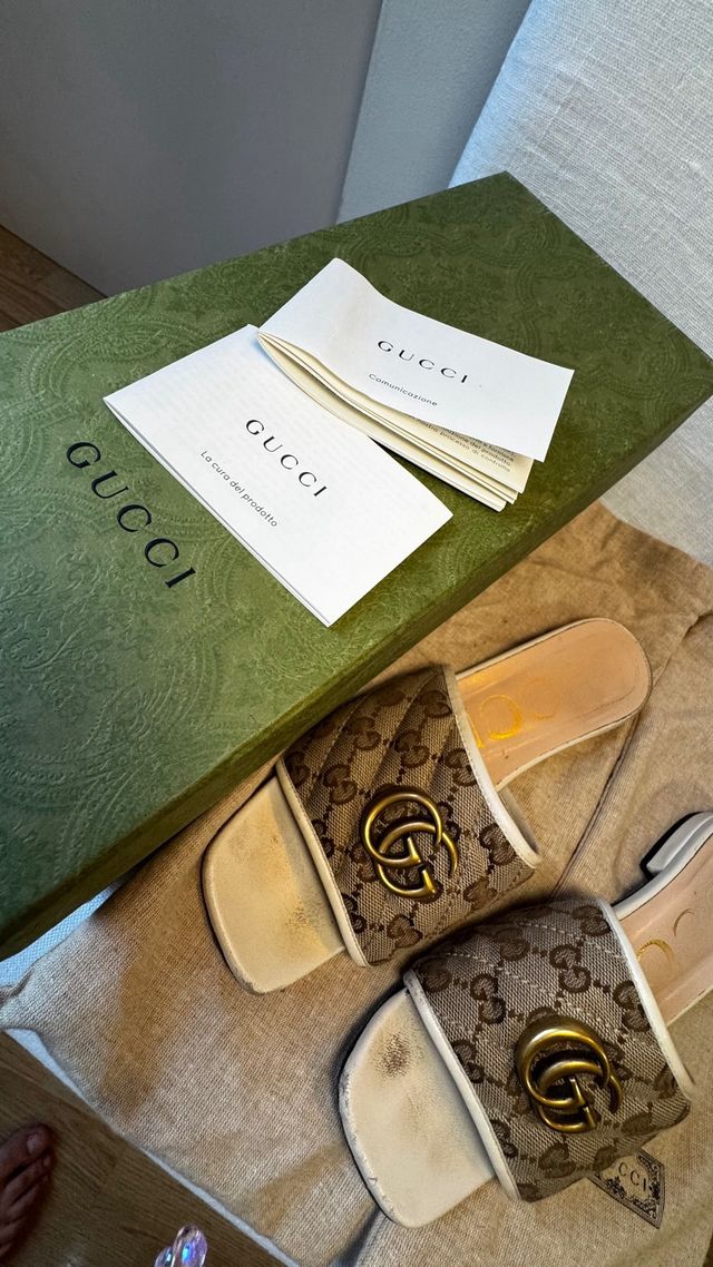Chanclas Gucci GG - Beige/Marrón