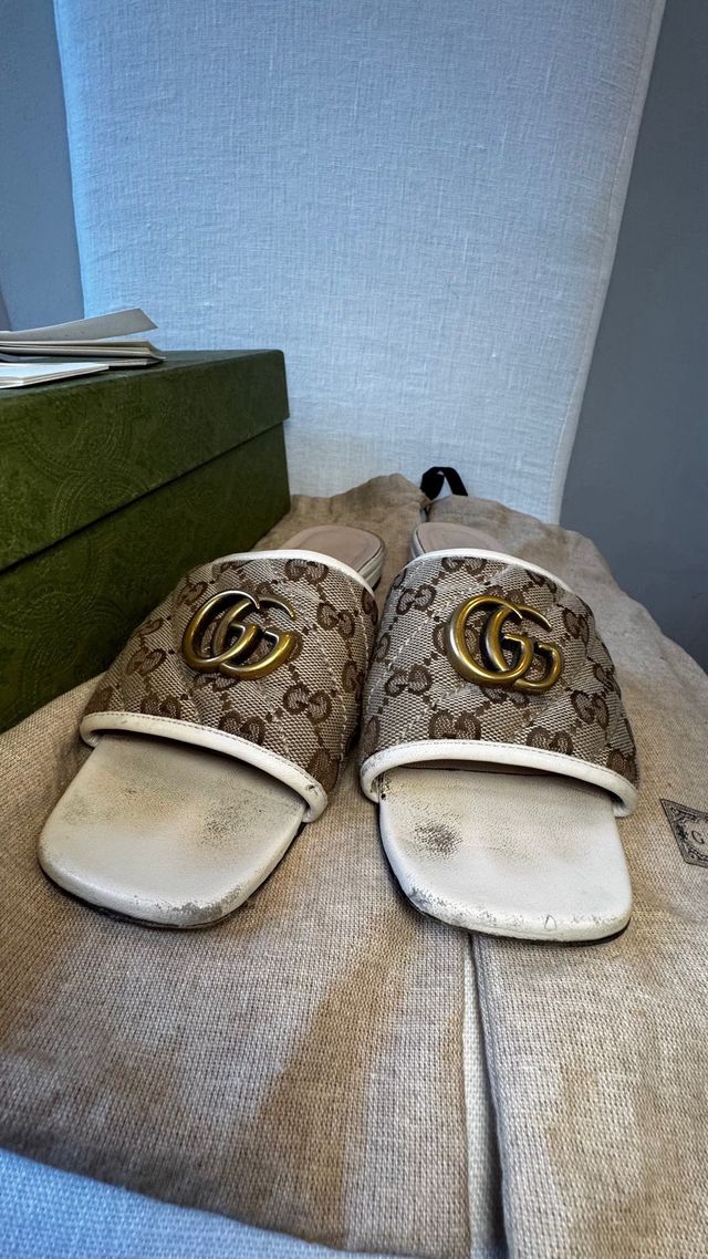Chanclas Gucci GG - Beige/Marrón