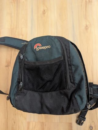 Canon EOS 630 + Flash + Objetivos+mochila