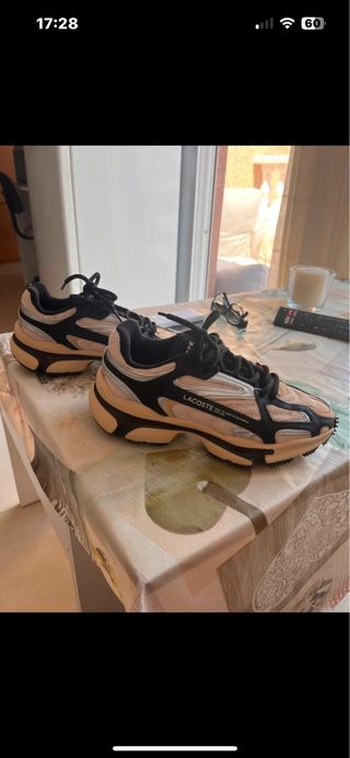 Zapatillas Lacoste - Beige y Negro