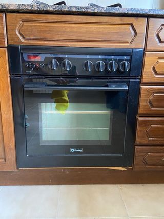 Encimera gas + horno eléctrico BALAY